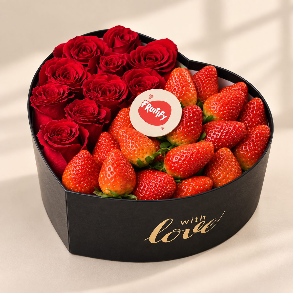 Strawberry gift Dubai • Rose gift box Dubai • Romantic gifts Dubai • Anniversary gift Dubai • Strawberry box Dubai • Luxury gifts Dubai