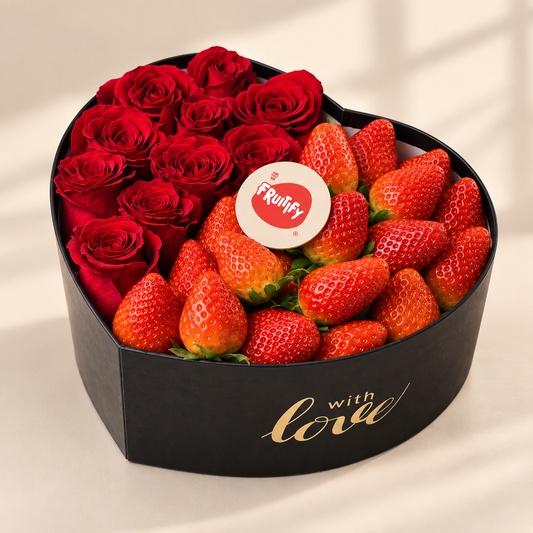 Strawberry gift Dubai • Rose gift box Dubai • Romantic gifts Dubai • Anniversary gift Dubai • Strawberry box Dubai • Luxury gifts Dubai